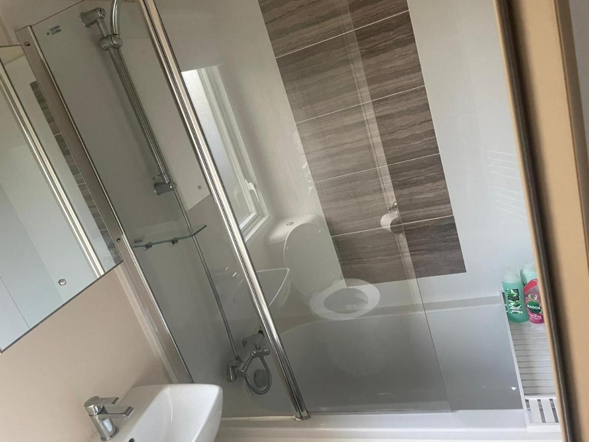 Luxury 6 Berth Caravan, Marton Mere Блекпул Екстериор снимка